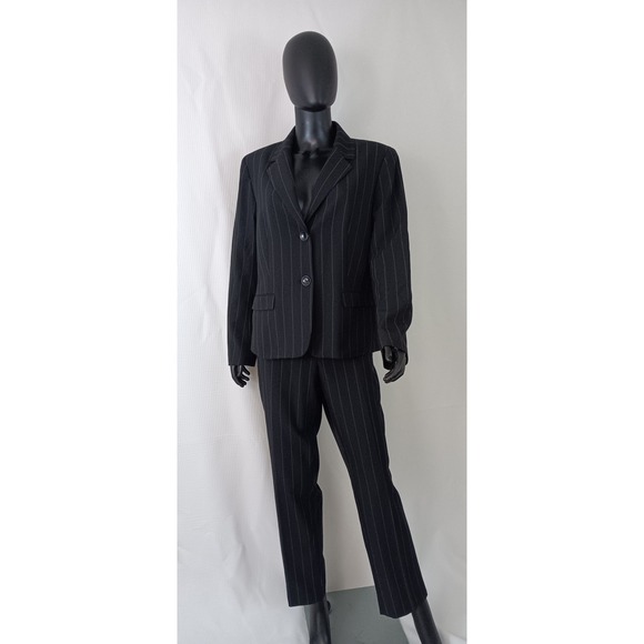 Black Label by Evan-Picone Pants - Black Label by Evan-Picone Womens Pinstripe Jacket Pant Suit Black Size 12